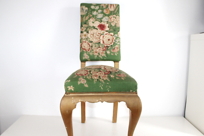 Antiker Polsterstuhl | Grün mit Blumen | vintage