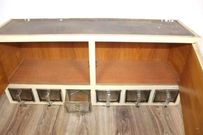 Hängeschrank aus Massivholz mit 6 Glasschütten – Bild 8