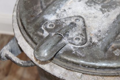 Vintage Blechmülltonne – Bild 5