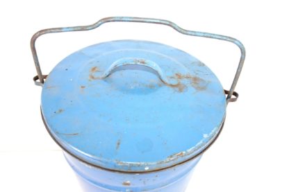 Vintage Blechtonne in Blau – Bild 4