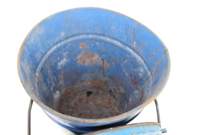 Vintage Blechtonne in Blau – Bild 6