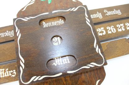 Vintage Wandkalender aus Holz – Bild 4