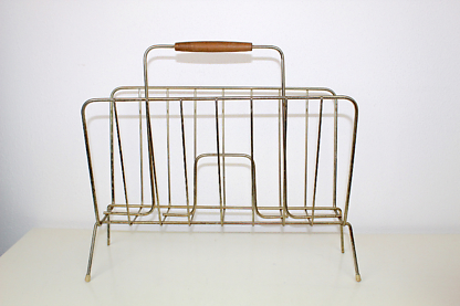 Zeitungsständer | Messing | mit braunem Holzgriff | vintage | sehr schöne Patina