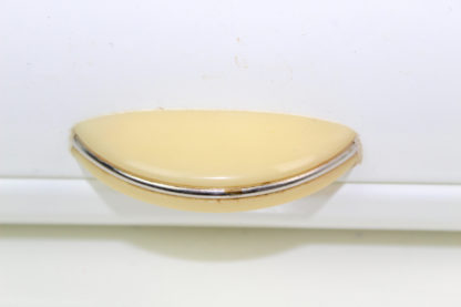Emaillierter Brotkasten | weiß | grün | gelber Griff | Vintage | shabby – Bild 6