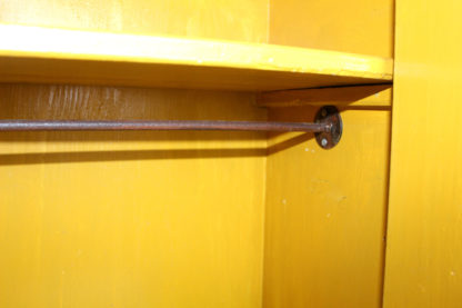 Nachttisch | Nachttischschrank | gelb | sehr massiv | Weichholz | vintage | 30er Jahre – Bild 10