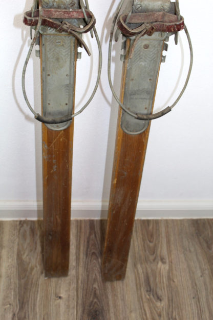 Vintage Skier Holzski Tourenski | shabby – Bild 8