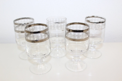 5 Schnapsgläser mit Silberrand | vintage – Bild 4