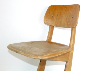 Schulstuhl |  braun | Holz | 1980 | Vintage – Bild 7
