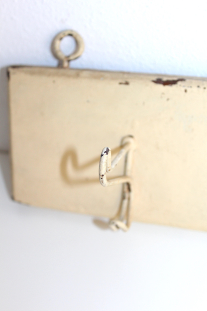 Antike Hakenleiste | shabby cremeweiß – Bild 5