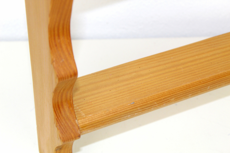 Kleines Gewürzregal | Landhaus | geschwungene Kanten | Holz | Vintage