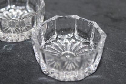 2 vintage Glas-Eierbecher – Bild 3