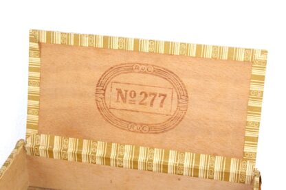 Vintage Nähset in Zigarrenschachtel | Knöpfe Werkzeuge Nadeln Schere – Bild 5