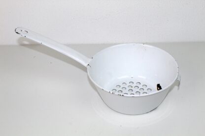 Sieb | Emaille | mit Stiel | weiß | Vintage