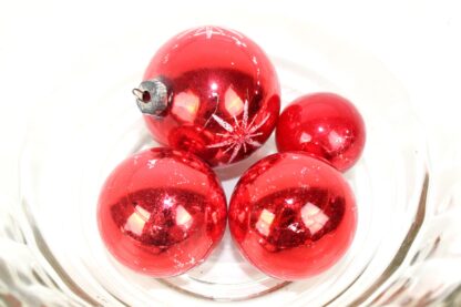 4 antike Weihnachtsbaumkugeln | rot | Glas | vintage – Bild 2