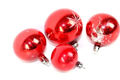 4 antike Weihnachtsbaumkugeln | rot | Glas | vintage – Bild 9