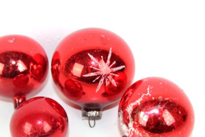 4 antike Weihnachtsbaumkugeln | rot | Glas | vintage – Bild 7