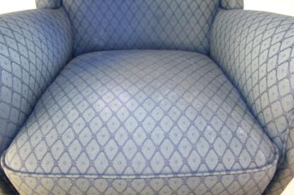 Vintage Ohrensessel mit blauem Bezug – Bild 7