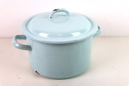 Antiker Emaille-Topf in Pastellblau