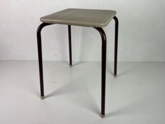 Besonderer Hocker