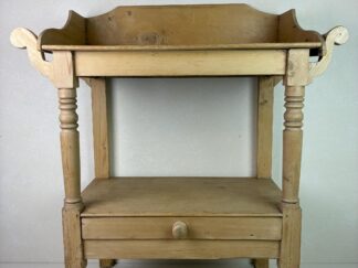 Antikes Blumenregal mit einer tollen Patina | vintage